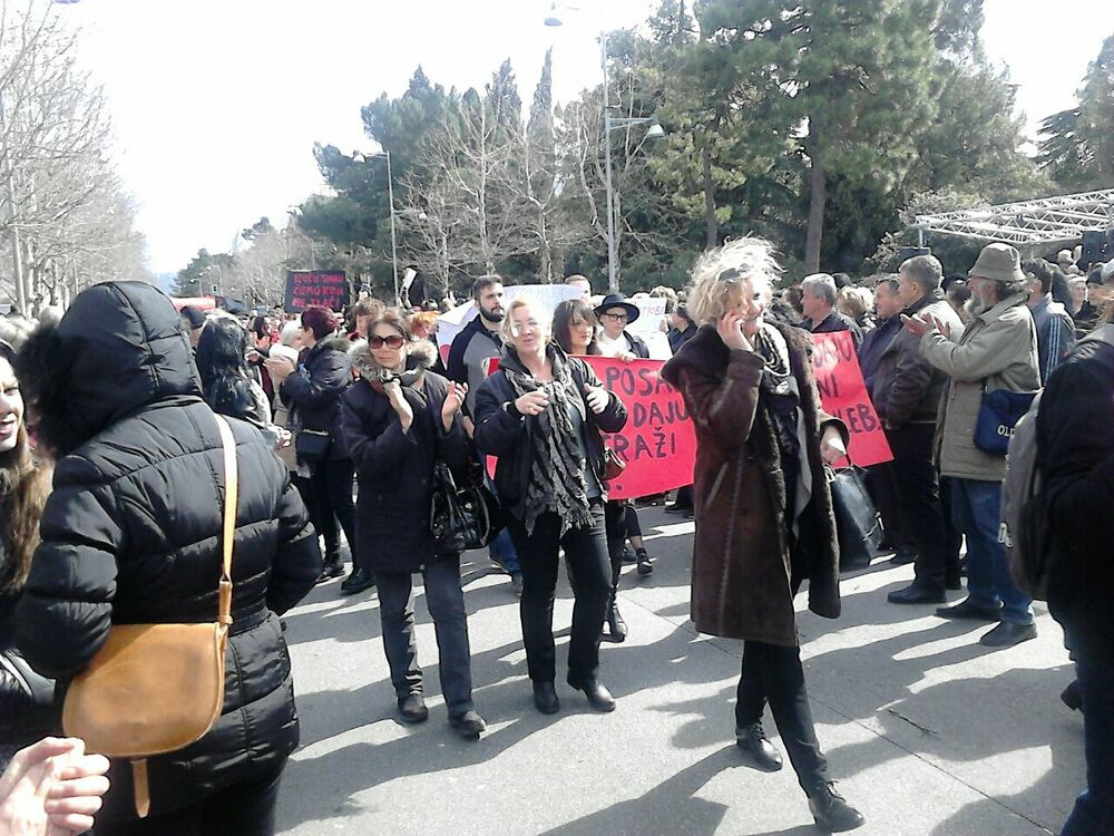 majke protest Skupština