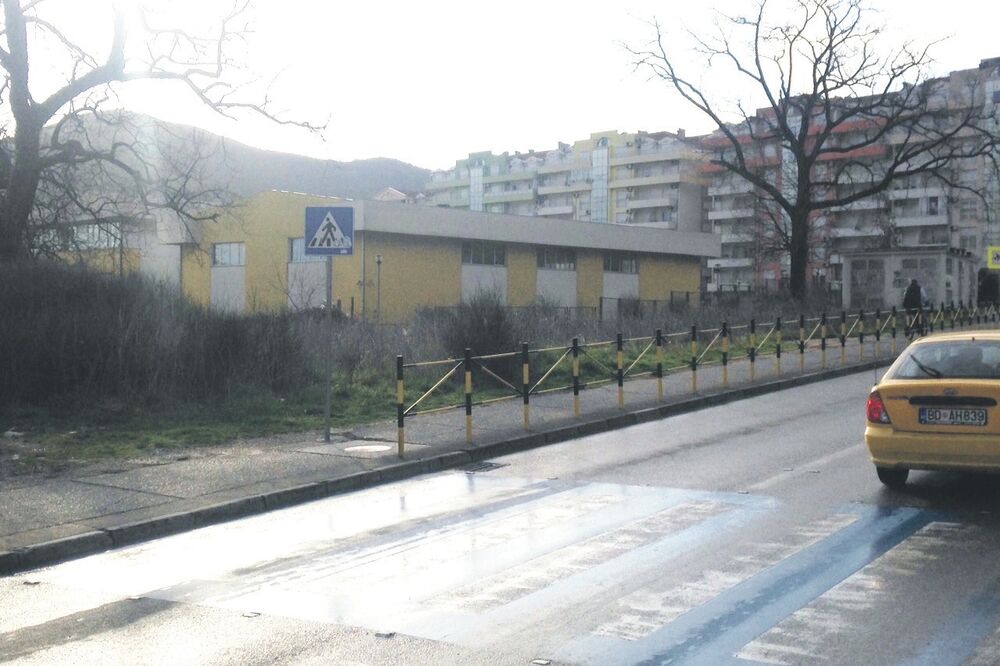 Budva zemljište crkva, Foto: Vuk Lajović
