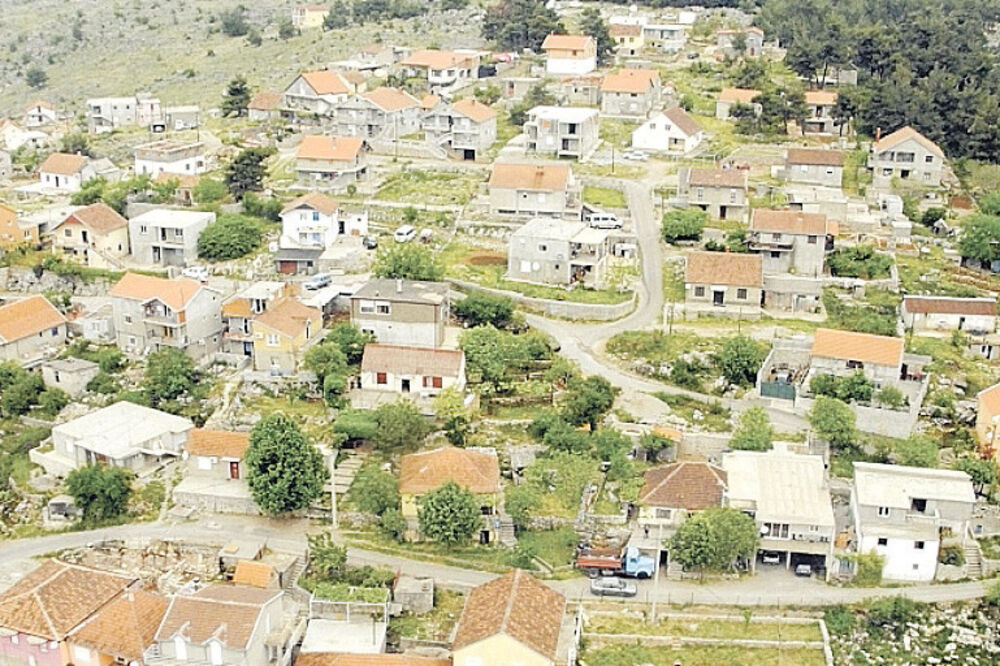 Malo brdo, Foto: Vijesti