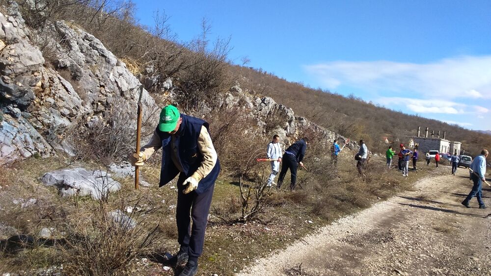 Nikšić, izviđači