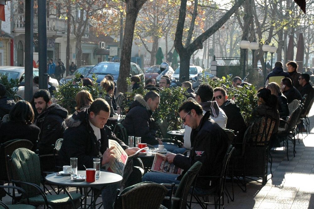 Podgorica, šetnja, bašta, Foto: Arhiva Vijesti