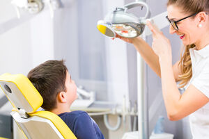 Kako pripremiti dijete na prvi pregled kod zubara