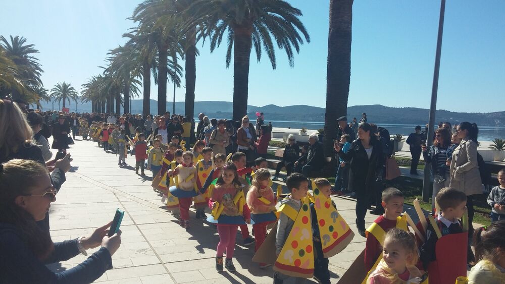 Dječiji maskenbal u Tivtu