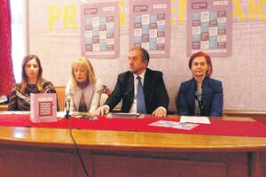 Mart u znaku istorije, muzike književnosti i kinematografije