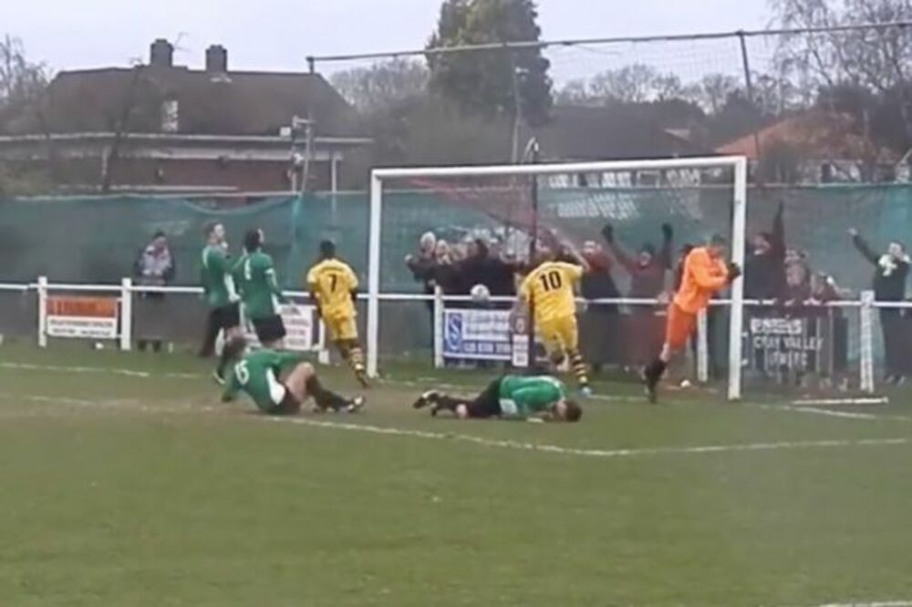 golman, Foto: Printscreen (YouTube)