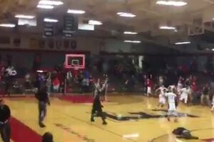 Pogledajte koš kakav se postiže jednom u životu