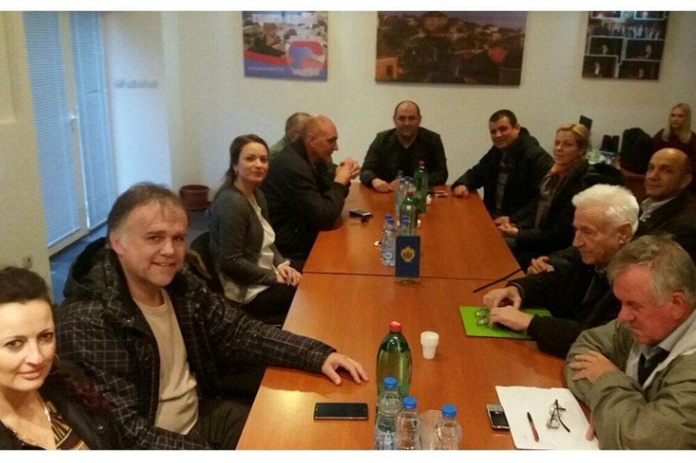 Herceg Novi opozicija sastanak, Foto: Privatna arhiva