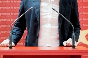 Zeković: Po Đukanoviću, nemoguće je biti protiv njega, a ne biti...