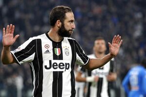 Juve vidi finale na krilima Iguaina i Dibale