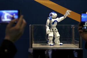 Za tri decenije na svijetu će biti više robota nego ljudi