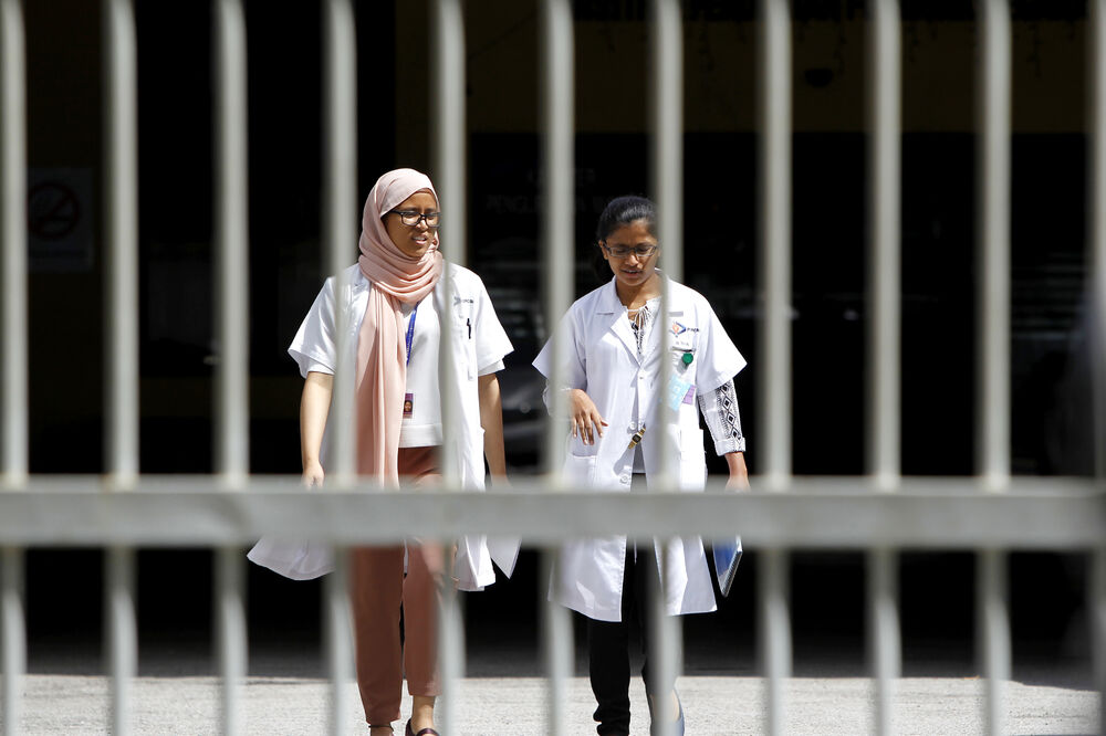 žene, Kim Džong Nam, Foto: Beta-AP