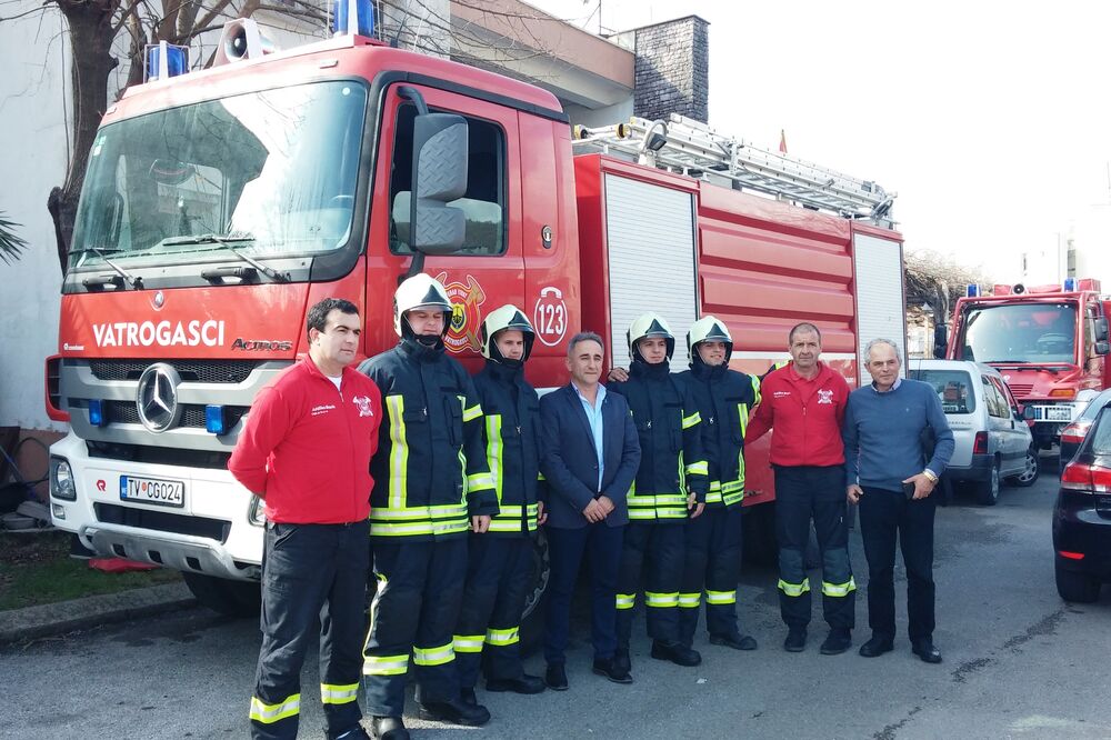 Služba zaštite i spašavanja Tivat, Foto: Siniša Luković