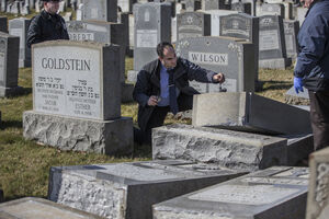 Filadelfija: Oskrnavljeno više od 500 grobova na Jevrejskom groblju