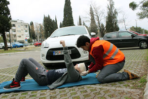 "Za volanom": Kako da ukažemo prvu pomoć na drumu?