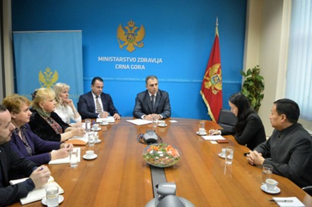 Kenan Hrapović, Cui Dživei, Foto: Ministarstvo zdravlja