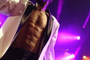 Pogledajte stare rejvere koji sviraju "Insomniu" na oktopodu