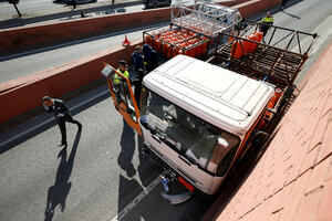 Barselona: Ukrao kamion sa plinskim bocama, vozio u suprotnom...