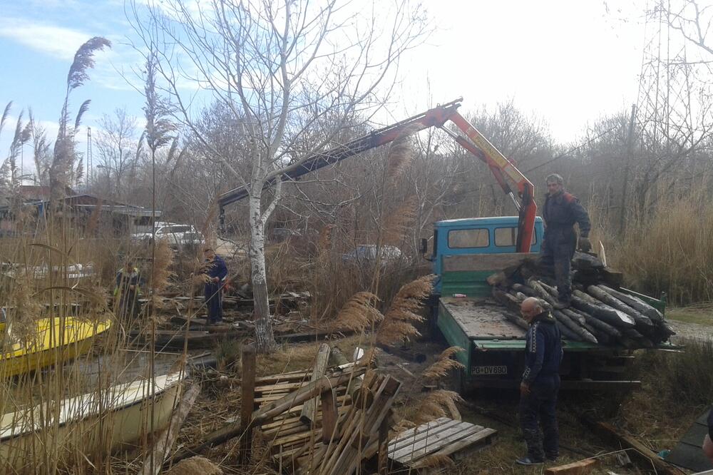 Ada Bojana, rušenje