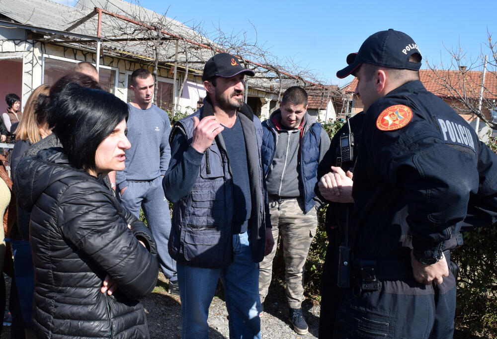 Iseljavanje Vlahovića