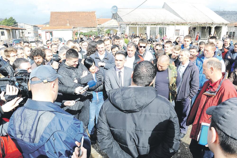 Vlahovići, iseljavanje, Foto: Arhiva "Vijesti"