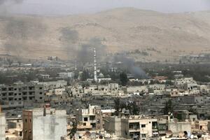 Sirija: Raketama na sahranu, najmanje 16 poginulih