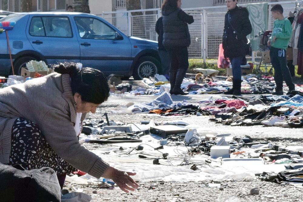 Divlja pijaca Konik, Foto: Luka Zeković