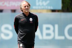 Galatasaraj dao otkaz Rikerinku