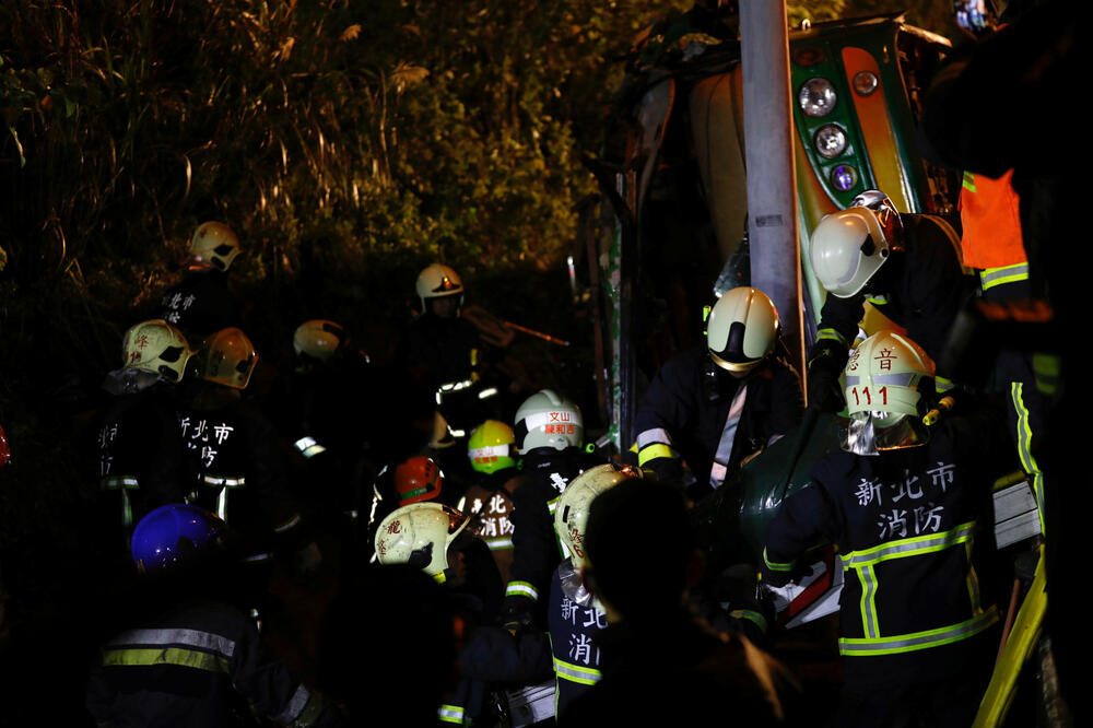 Tajvan, autobuska nesreća, Foto: Reuters