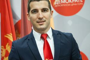 Bečić: Opozicionar koji pomisli da uđe u Vladu sa DPS-om je...