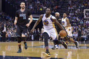 Učinak za istoriju: Drejmond Grin upisao tripl-dabl sa samo četiri...