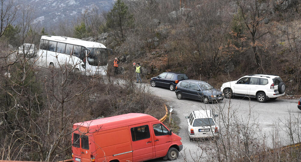 Radovi na putu Podgorica-Cetinje