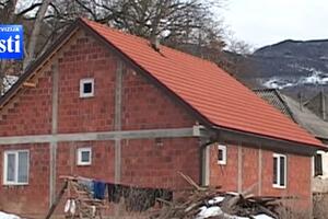 Porodica Hodžić dobila krov nad glavom: Još da dođe voda
