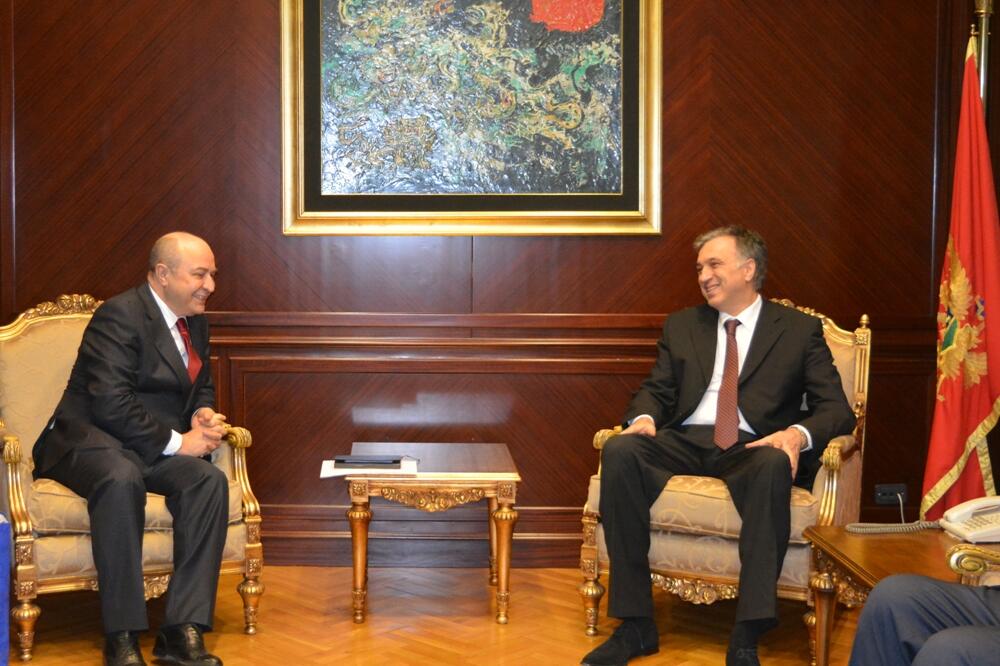 Eldar Hasanov, Filip Vujanović, Foto: Kabinet predsjednika Crne Gore