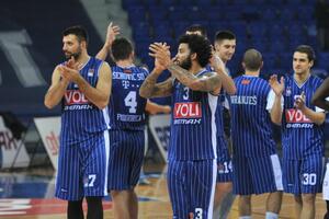 Budućnost protiv Cibone ovjerava plej-of