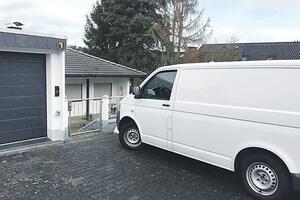 Rožajac ubio rođaka čekićem, pa sebi prerezao vrat?