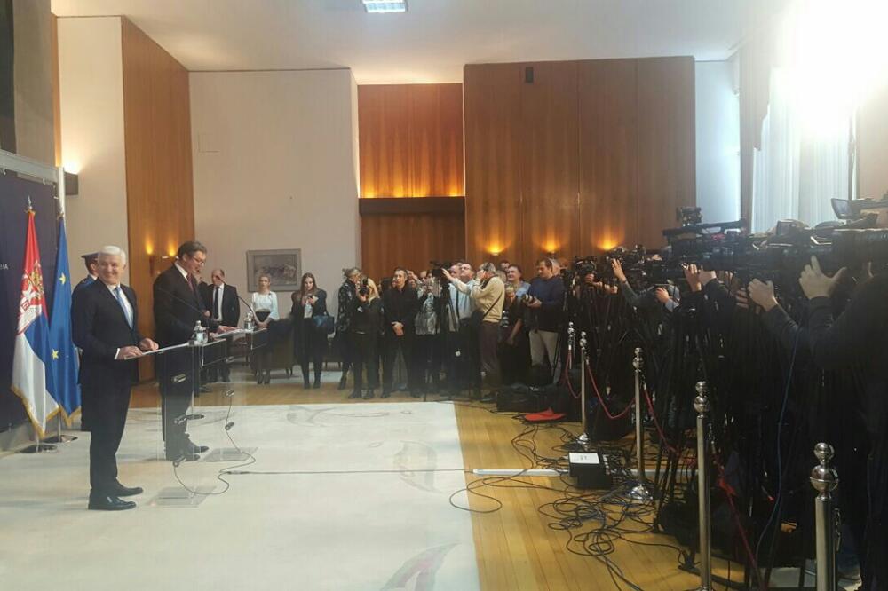 Duško Marković, Aleksandar Vučić