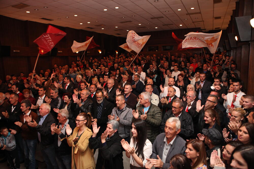 Demokrate Nikšić, Foto: Demokrate