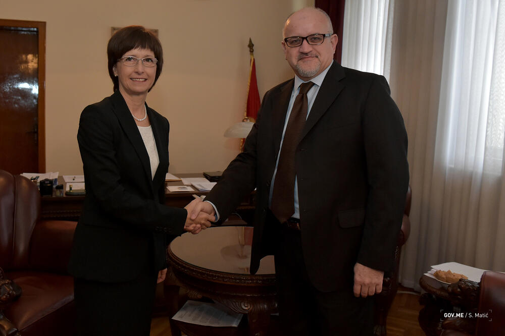 Ivana Hlavsova, Srđan Darmanović, Foto: Ministarstvo vanjskih poslova