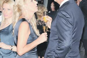 Đukanovići bez duga i ušteđevine