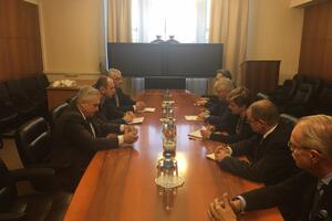 Mandić i Knežević: Lažnim državnim udarom komandovala stara...