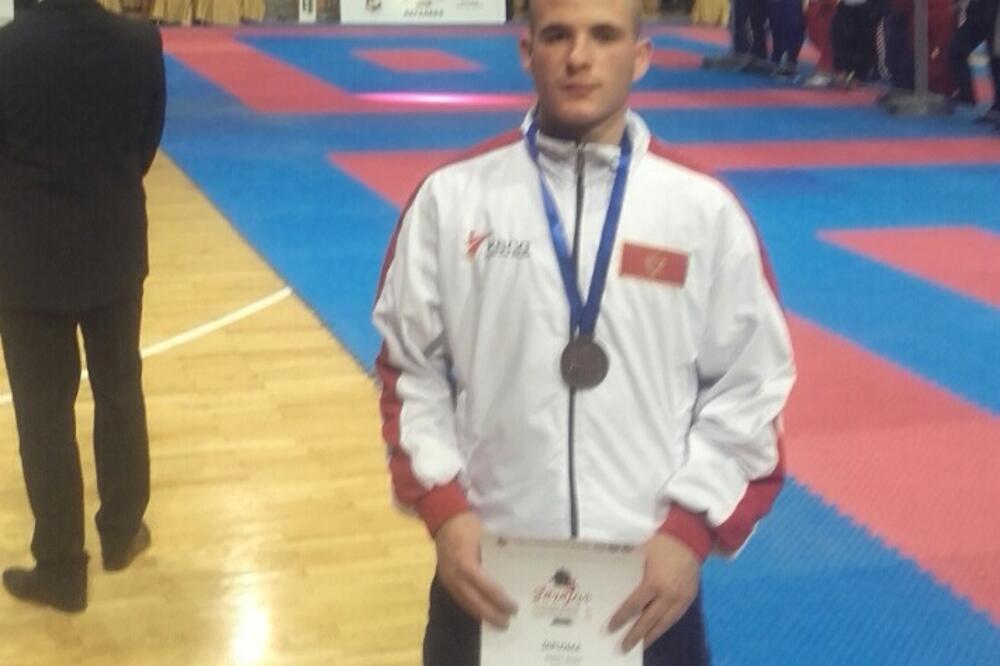 Mario Hodžić, Foto: Mina