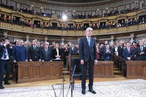Novi predsjednik Austrije Aleksander Van der Belen stupio na...