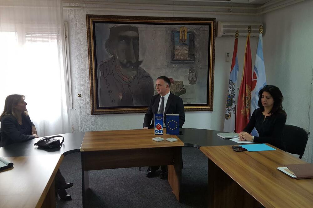 Lesli Freriksen, Srđan Milić, Foto: SNP