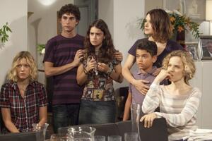 Velika porodica : Eduardo se vraća u Inverigo na očevu sahranu