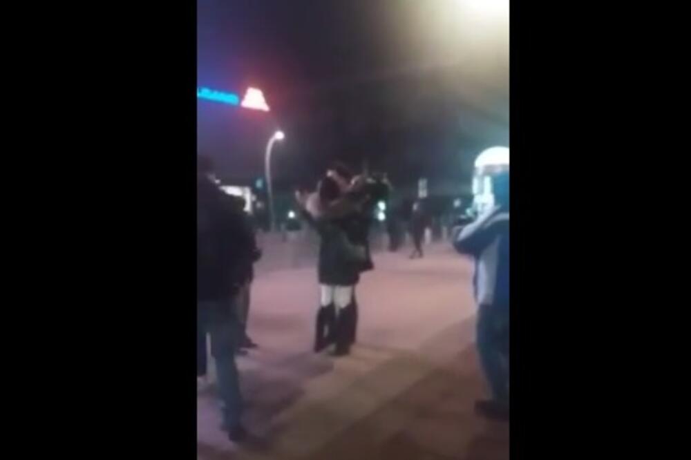 Prosidba, Foto: Youtube.com