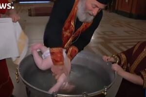 Krštenje u Gruziji od kojeg se zavrti u glavi