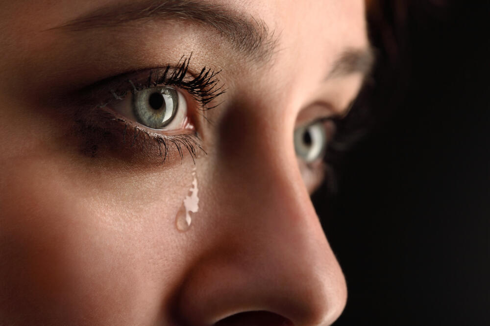plakanje, suze, Foto: Shutterstock