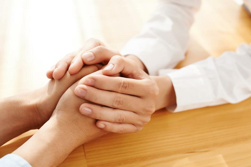ruke, prijateljstvo, Foto: Shutterstock.com