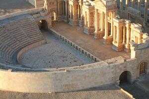 Islamska država uništila dio rimskog amfiteatra u Palmiri
