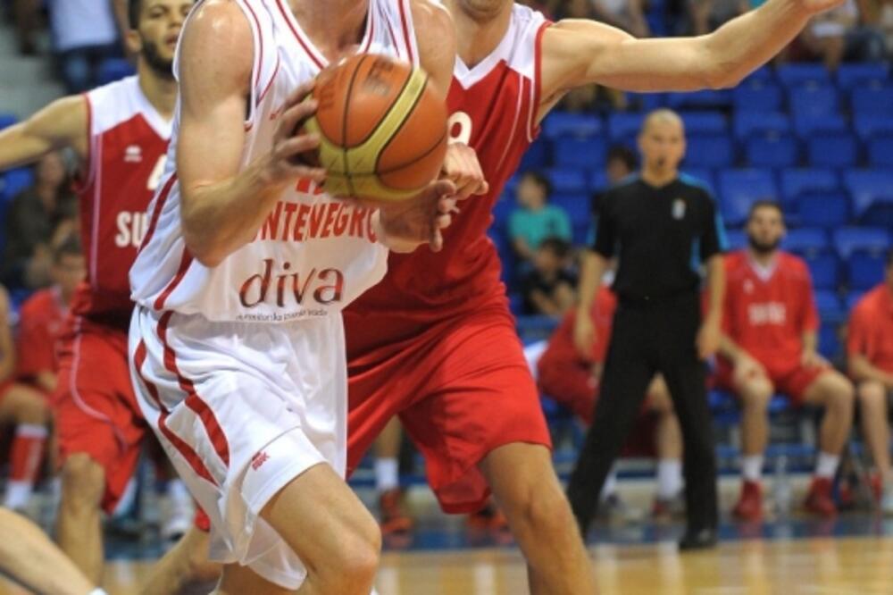 Aleksa Popović, Foto: Košarkaški savez Crne Gore